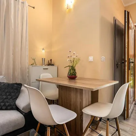 Sunshine Apartment *